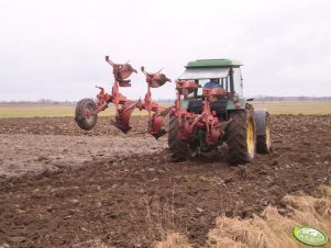 JD 3140 + Krone Mustang 2+1+1