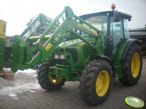 JD 5080M z ładowaczem JD 583