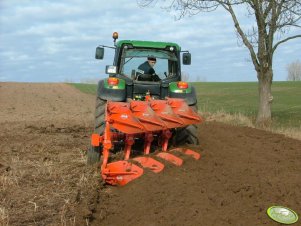 JD 6230 + Kuhn Master 102