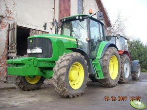 JD 6620 Premium i MF 4255 po myciu:D