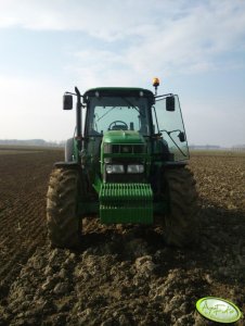 JD 6630 i Unia Ares T XL