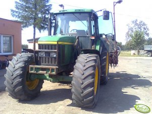 JD 6800 + Becker