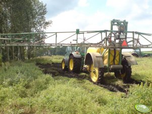 JD 6830 + JD 740 + JD 8220