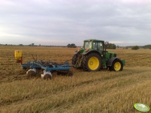 JD 7430 + Brona Talerzowa 6m