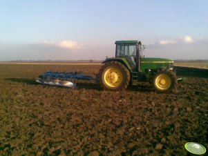 JD 7810 + Overum