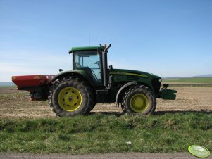 JD 7820