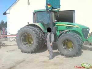 JD 7820