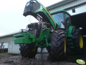 JD 7820