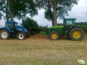 JD 8520 + NH T7550