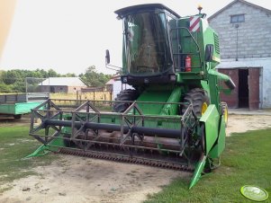 John Deere 1166