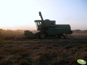 John Deere 1166