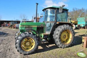 John Deere 1640