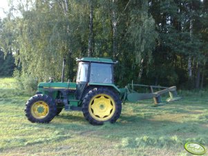 John Deere 1640