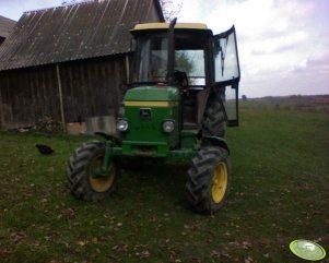 John Deere 2040