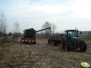 John Deere 2054 i Fendt 512c