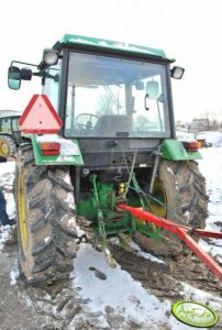John Deere 2250