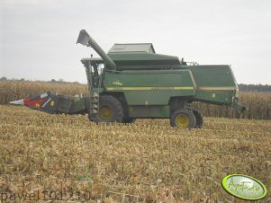 John Deere 2258