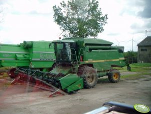 John Deere 2258