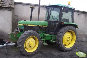 John Deere 2650