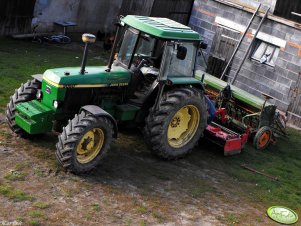 John Deere 3050