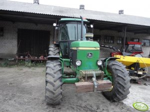 John Deere 3050 