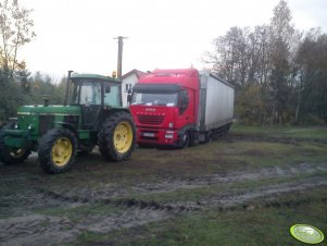 John Deere 3140 + Iveco 