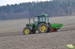 John Deere 3140 + Sadzarka S211