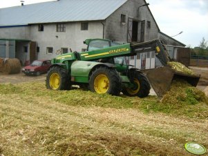 John Deere 3200