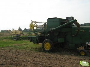 John Deere 330