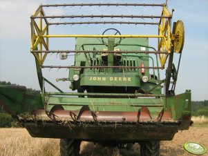 John Deere 330