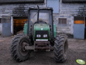 John Deere 3400