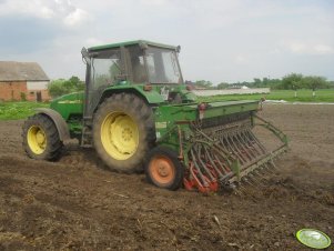 John Deere 3410