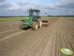 John Deere 3640 + agregat z siewnikiem.4 metry