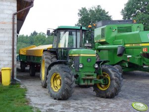 John Deere 3650