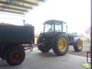 John Deere 3650