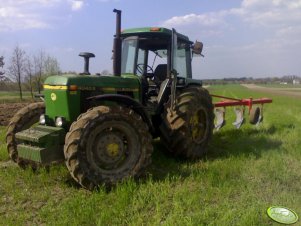 John Deere 4040S + Staltech 5*40cm