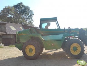 John Deere 4400