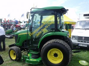 John Deere 4720