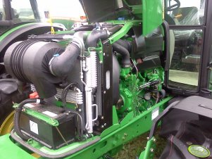 John Deere 5070m Silnik