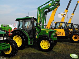 John Deere 5080M