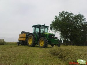 John Deere 5620 + Rivierre Casalis