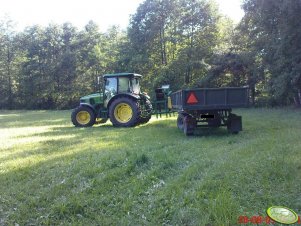John Deere 5620