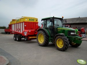 John Deere 5720 + Farro 4000