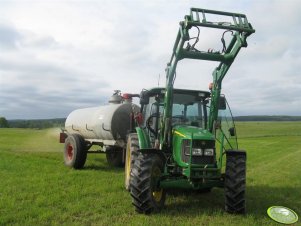 John Deere 5720 + Garant