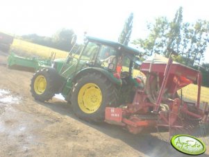 John Deere  5720 + Kverneland Accord