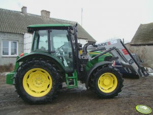 John Deere 5720 + MX T8