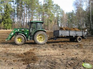 John Deere 5720