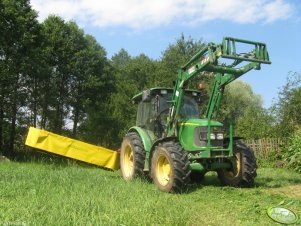 John Deere 5720