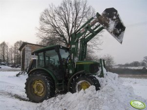 John Deere 5720