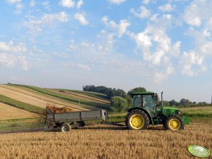 John deere 5720